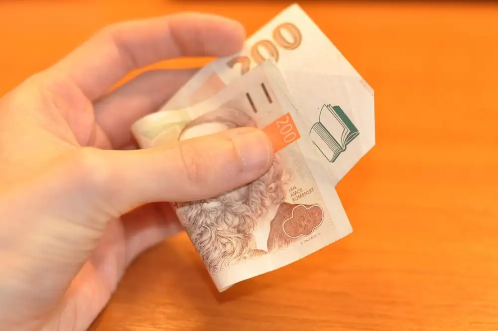 70 Eur To Czk